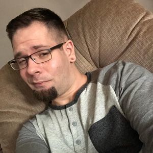 Meet your Posher, Zachary